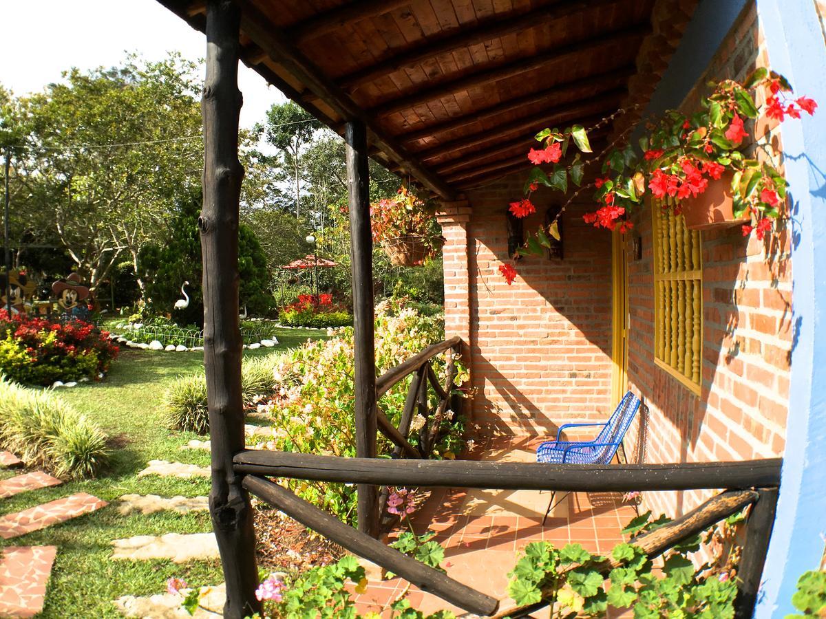 Cabanas La Carolina - Mesa De Los Santos Los Santos  Eksteriør bilde